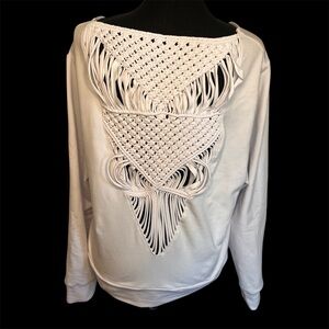 Carbon38 Sayang Tanjung Macrame Top Size Medium White Plain Front 3/4 Sleeve